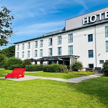 Airea Hotel Бюрен Экстерьер фото